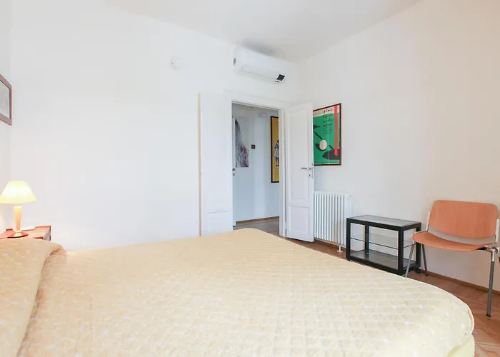 Romantic Spiga * Milan